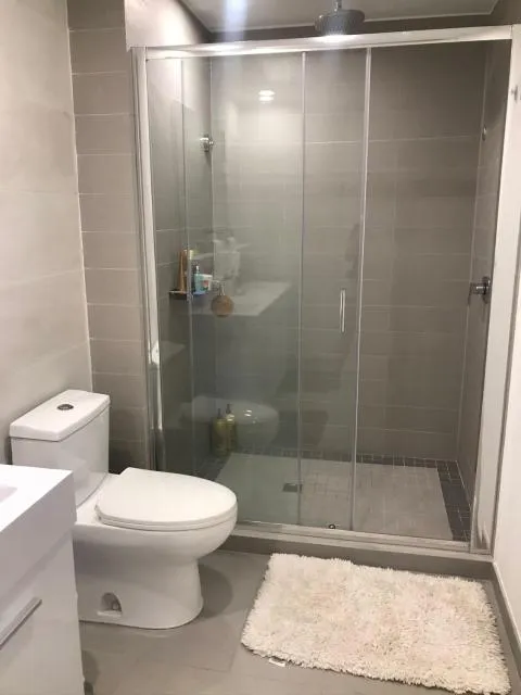  Stunning beachfront apartment with private jacuzzi - picture  : Bathroom 