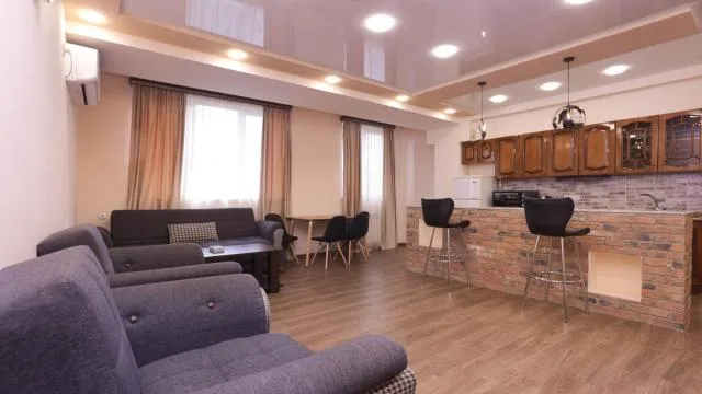  Stay Inn Apartments at Nalbandyan 50 street - picture  : Seating area 