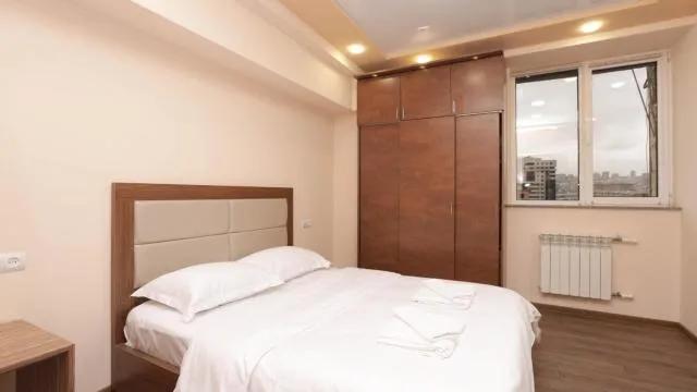  Stay Inn Apartments at Nalbandyan 50 street - picture  : Bed 