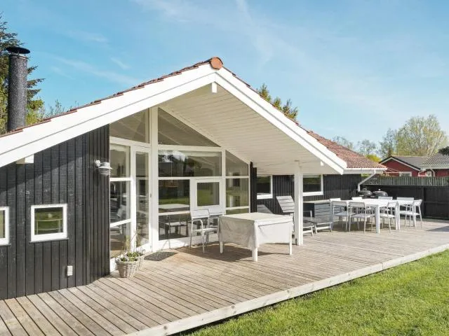  Vibrant Holiday Home in Slagelse near Sea - picture  : Property building,View (from property/room),Property 