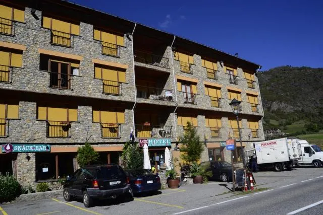  Hotel Antic - picture  : Facade/entrance,Bathroom,Off site,Property building,Day,Property 