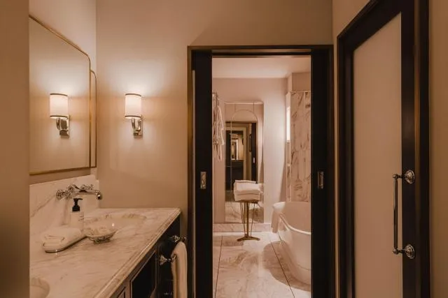  Hotel Bristol, A Luxury Collection Hotel, Warsaw - picture  : Bathroom,Bedroom,Property 