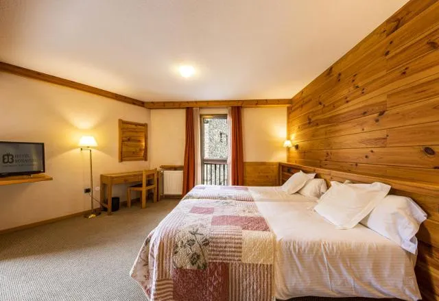  Hotel Bonavida - picture  : Bed,Bedroom,Property 