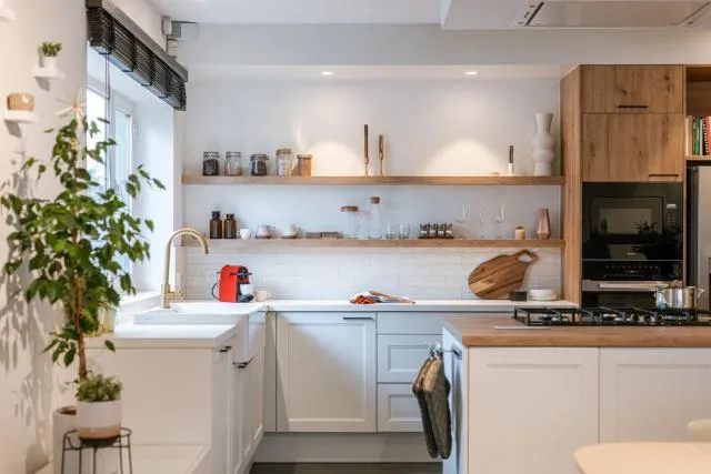  Modern and bohemian house with spacious garden - picture  : Kitchen/kitchenette 