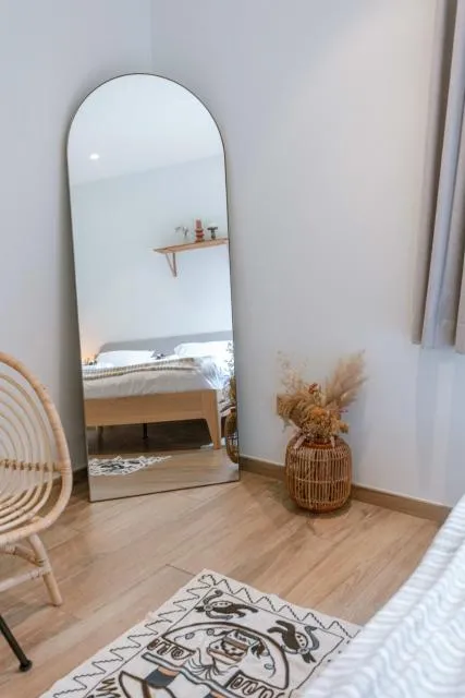  Modern and bohemian house with spacious garden - picture  : Seating area,Bed 