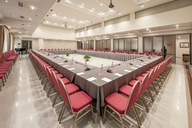  Ani Plaza Hotel - picture  : Meeting/conference room,Property 