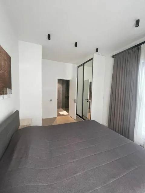  Aurora Luxe - picture  : Bed 