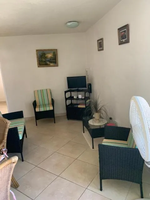  Seawinds Apartments - picture  : Seating area,Living room,Property 