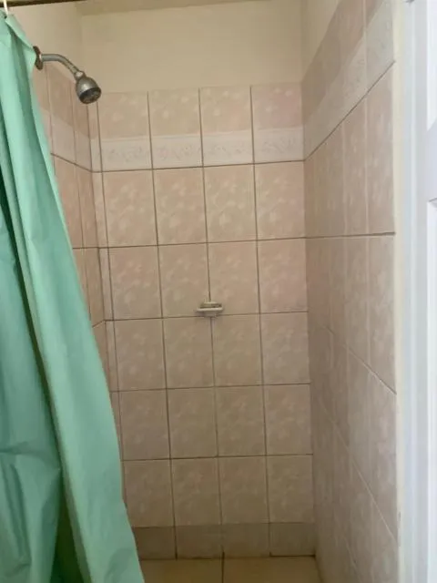  Seawinds Apartments - picture  : Shower,Bathroom,Property 