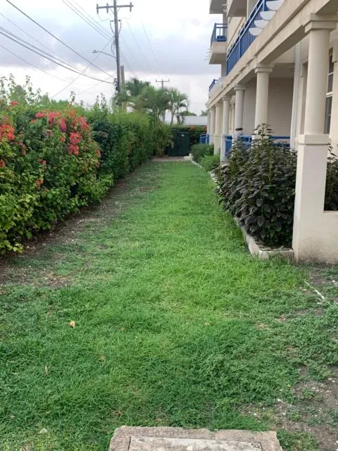  Seawinds Apartments - picture  : Garden,Garden,Property 