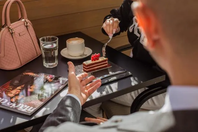  Golden Sands Hotel & Residences - picture  : Restaurant/places to eat,Coffee/tea facilities,Property 