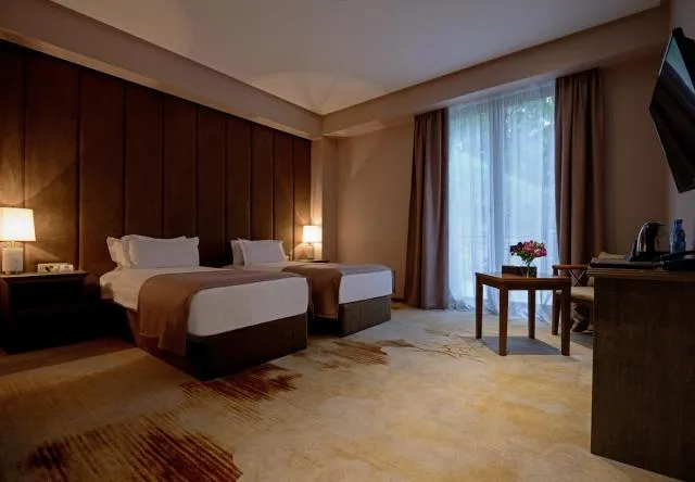  Aurora Resort Tsaghkadzor - picture  : Seating area,Bedroom,Property 