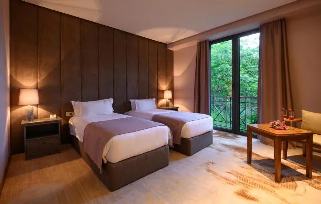  Aurora Resort Tsaghkadzor - picture  : Bed,Bed,View (from property/room),Property,Room 