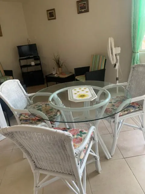  Seawinds Apartments - picture  : Seating area,Living room,Seating area,Property 