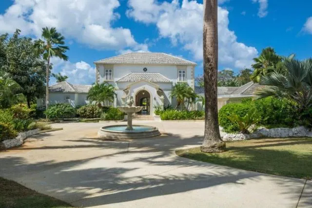  Fairway Views with Private Pool - Tradewinds villa - picture  : Property building 