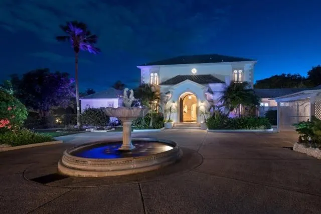  Fairway Views with Private Pool - Tradewinds villa - picture  : Property building 