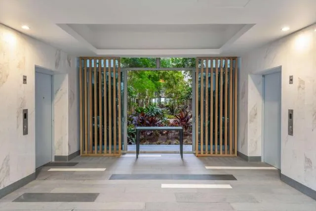  Koi Resort Saint Kitts, Curio Collection by Hilton - picture  : Lobby or reception,Property 