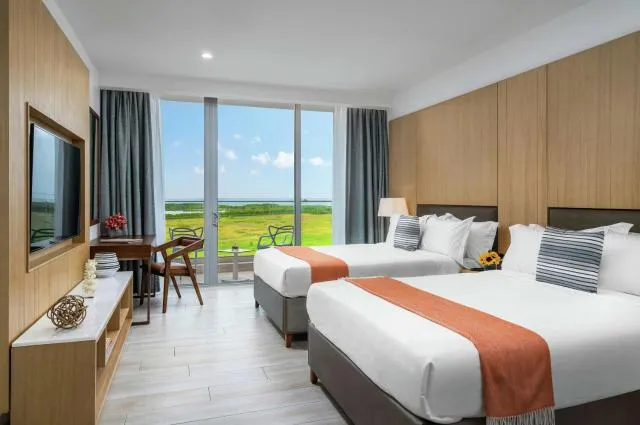  Koi Resort Saint Kitts, Curio Collection by Hilton - picture  : Bedroom,Property 