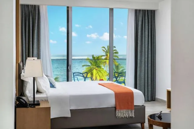  Koi Resort Saint Kitts, Curio Collection by Hilton - picture  : Bed,Room 