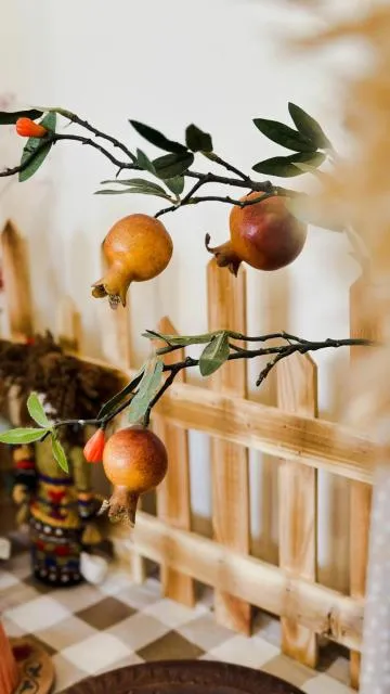  Harmonia Garden Garni - picture  : Decorative detail 