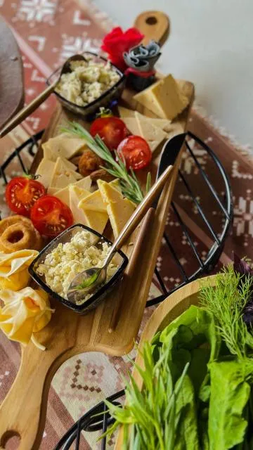  Harmonia Garden Garni - picture  : Food,Food,Lunch,Dinner,Property 