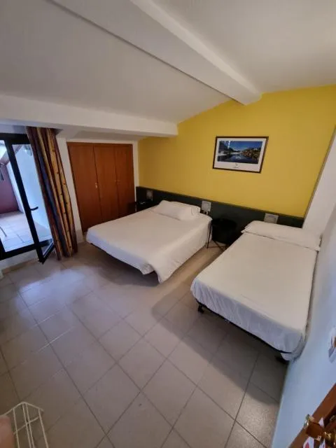 Hotel Cims Pas de La Casa - picture  : Bed,Bed,Photo of the whole room,Bedroom,Property,Room 