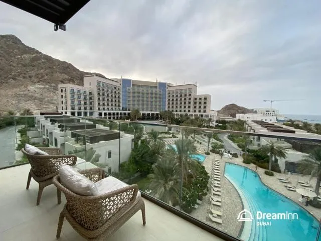  Dream Inn Apartments - Address Beach Residence Fujairah - picture  : Swimming pool,Pool view,Balcony/Terrace,Pool view,Property 