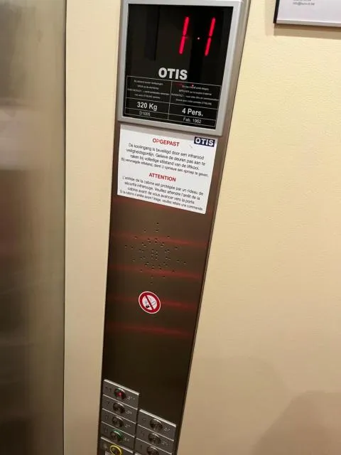  El Mirador Quality Stay - Apartments - picture  : elevator,elevator 