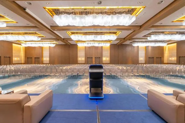  Hilton Abu Dhabi Yas Island - photo  : Piscine,Salle de réunion/conférence,Propriété 