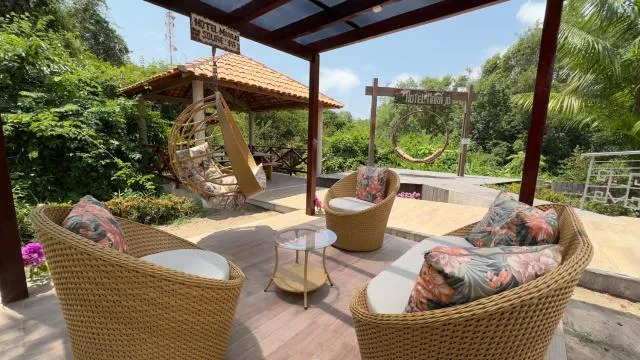  Hotel Marajó - Turismo de Experiência - picture  : Patio/outdoor area 