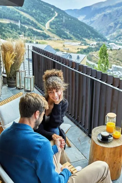  Park Piolets MountainHotel & Spa - picture  : Mountain view,Property 