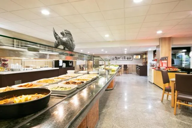  Hotel Best Andorra Center - picture  : Toilet,Restaurant/places to eat,Dining area,Property 