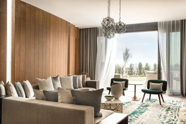  Jumeirah at Saadiyat Island Resort - picture  : Seating area,Living room,Property 