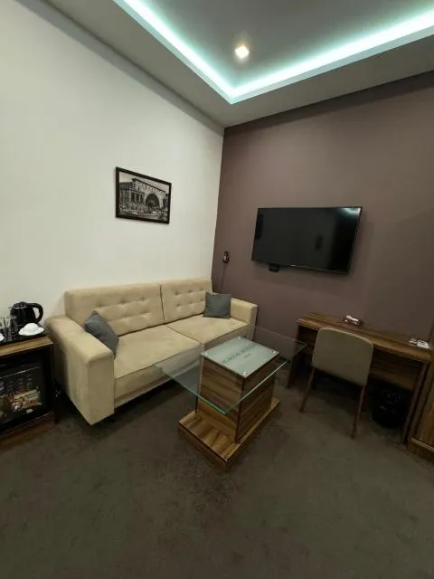  Moscow Boutique Hotel - photo  : Zone assise,Centre de télévision/divertissement 