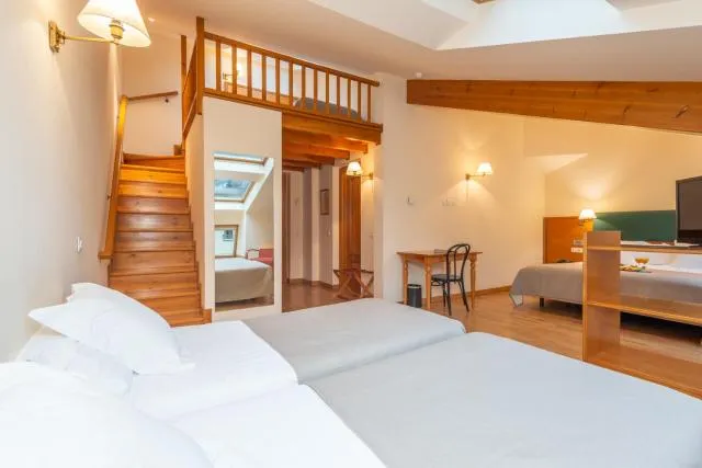  Hotel Bonavida - picture  : Bed,Bedroom,Property 