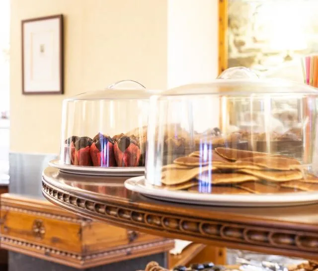  Hotel Bonavida - picture  : Restaurant/places to eat,Property 