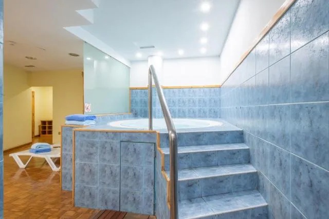  Hotel Bonavida - picture  : Bathroom,Hot Tub,Spa and wellness centre/facilities,Property 