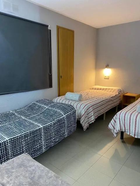  Apartaments Crest Pas - picture  : TV/entertainment centre,Bed 