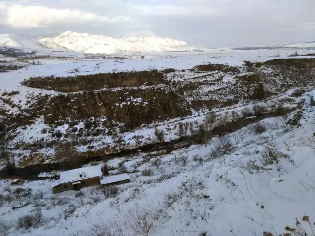  Zove Rural Cottage with garden views - picture  : Shower,Nearby landmark,Property 