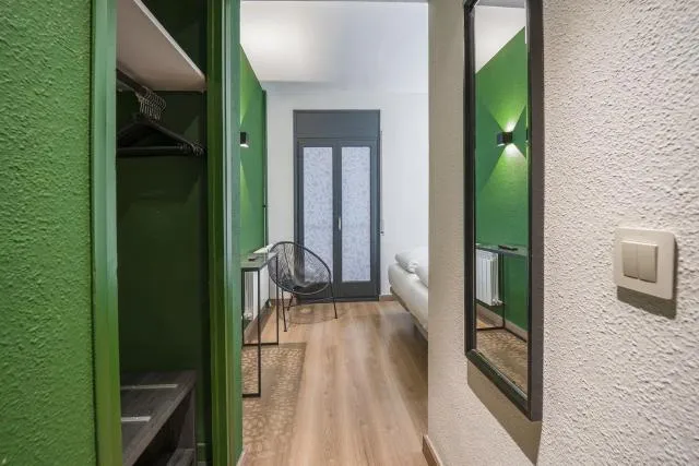  Glaner Hotel Cafe - picture  : Bedroom,Property 