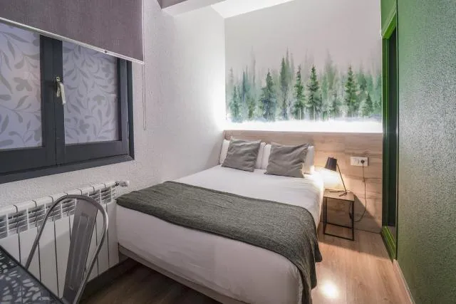  Glaner Hotel Cafe - picture  : Bed,Bed,Bedroom,Property,Room 