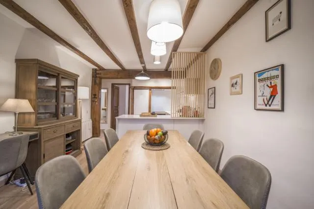  La Pleta Del Tarter Apartments - picture  : Kitchen/kitchenette,Dining area 