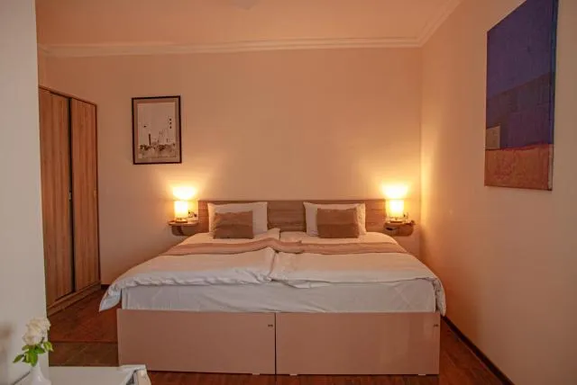  Hotel Basen - picture  : Bed 