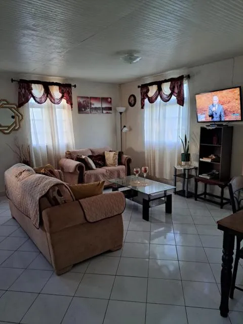  So-neez - picture  : Seating area 