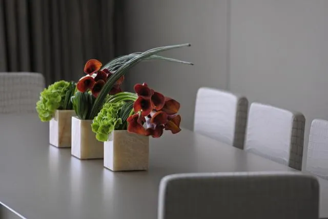  Armani Hotel Dubai - picture  : Seating area,Dining area,Property 