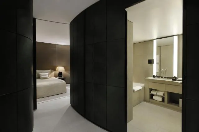  Armani Hotel Dubai - picture  : Bathroom,Bedroom,Property 