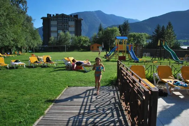  Apartaments Giberga - picture  : Patio,Children play ground,Swimming pool,Property 