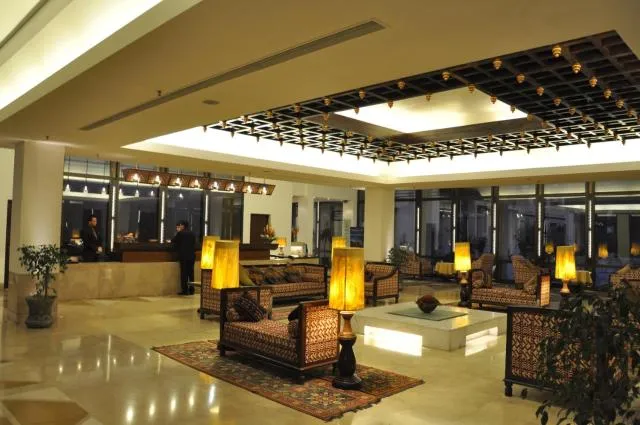  Kabul Serena Hotel - picture  : Lobby or reception,Property 