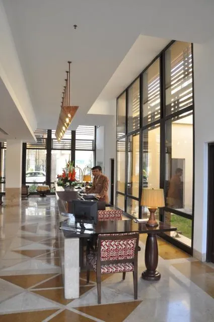  Kabul Serena Hotel - picture  : Lobby or reception,Property 