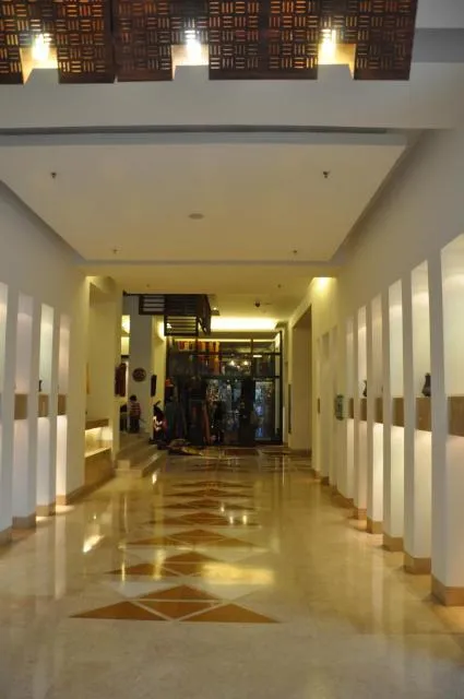  Kabul Serena Hotel - picture  : Facade/entrance,Property 